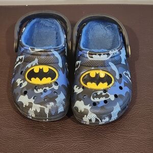 Batman Crocs, Size C9